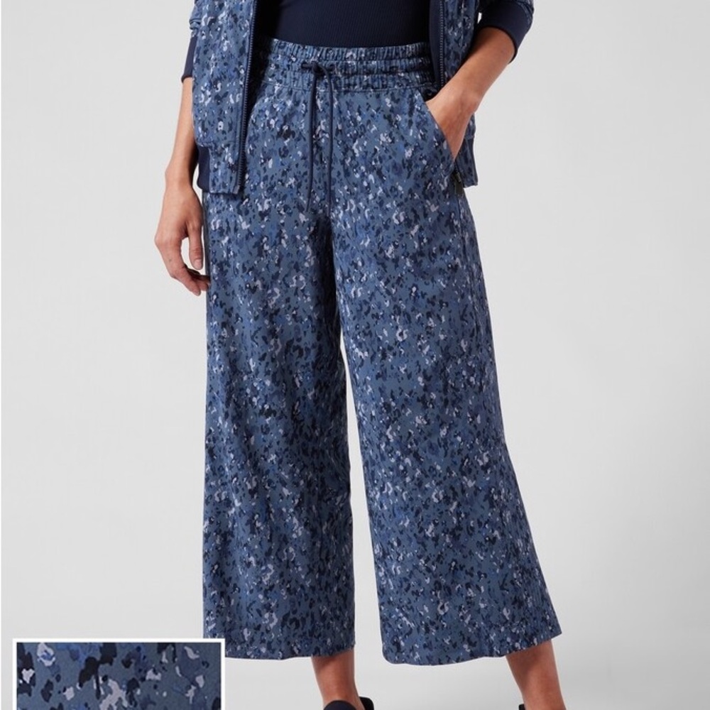 Athleta Blue Patterned Wide-Leg Track Pants